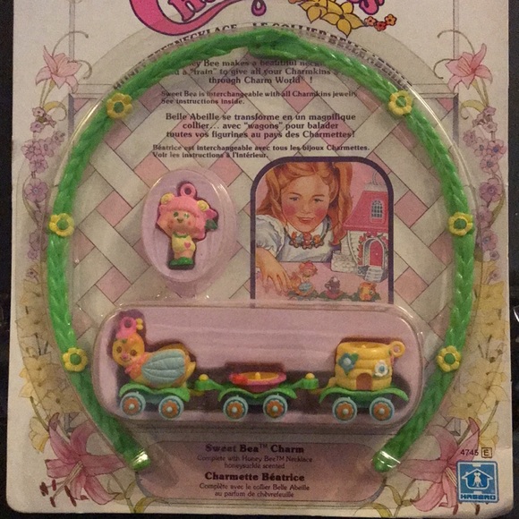 Charmkins - Honey Bee Necklace and Sweet Bea Charm. 1984 In original package. - Picture 2 of 14